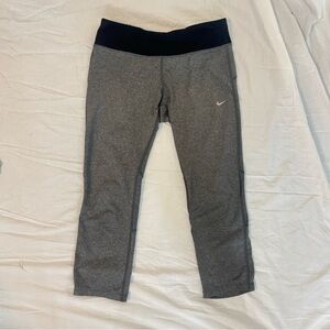 Nike women’s Dri fit epic run capri